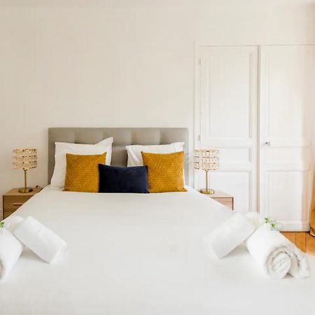 8P - 3Br Le Marais Spacious - Central - Historic Apt Париж Екстериор снимка