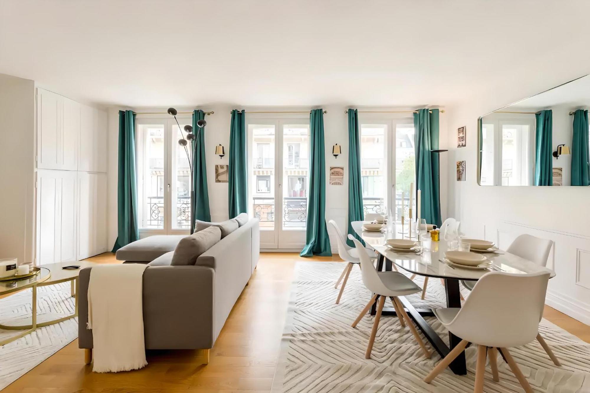 8P - 3Br Le Marais Spacious - Central - Historic Apt Париж Екстериор снимка