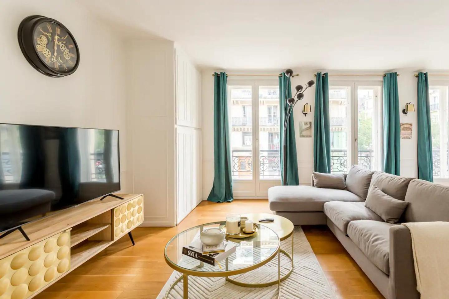 8P - 3Br Le Marais Spacious - Central - Historic Apt Париж Екстериор снимка