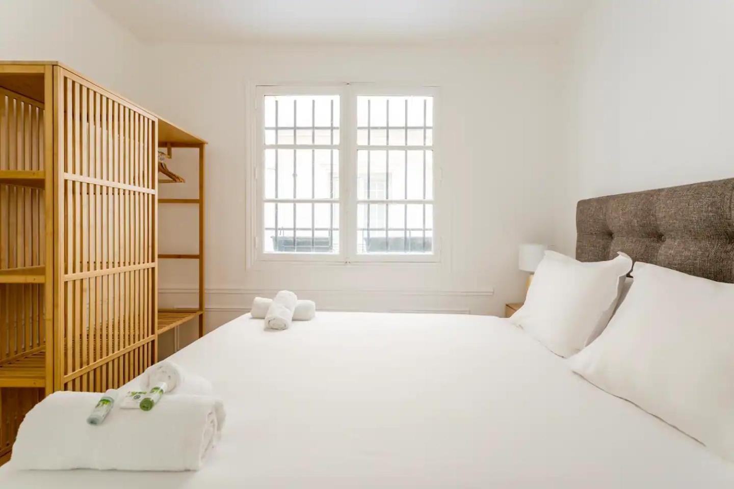8P - 3Br Le Marais Spacious - Central - Historic Apt Париж Екстериор снимка